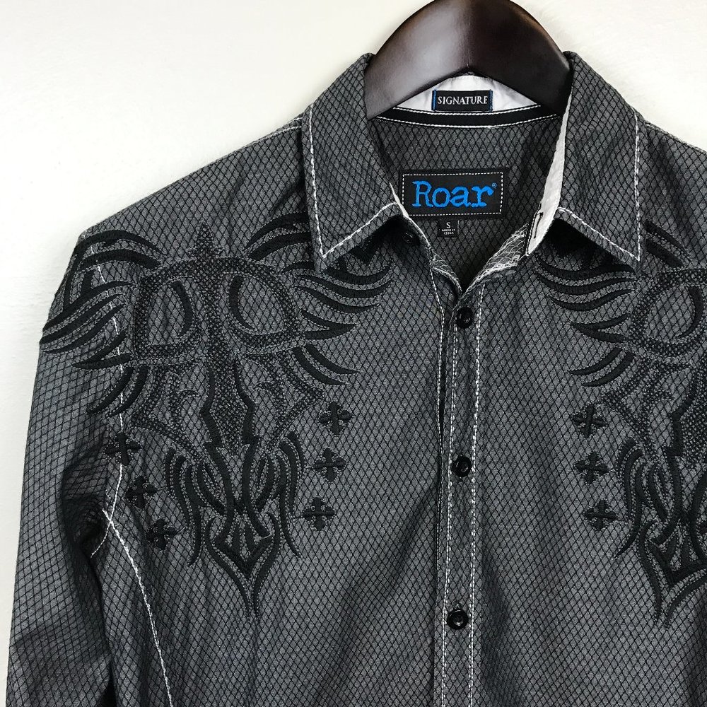 Roar Signature Shirt Embroidered